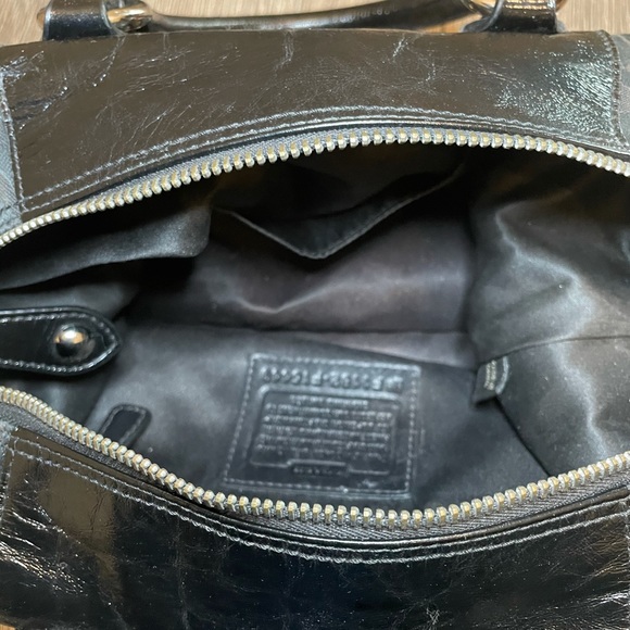 Authentic Coach purse - Picture 3 of 9